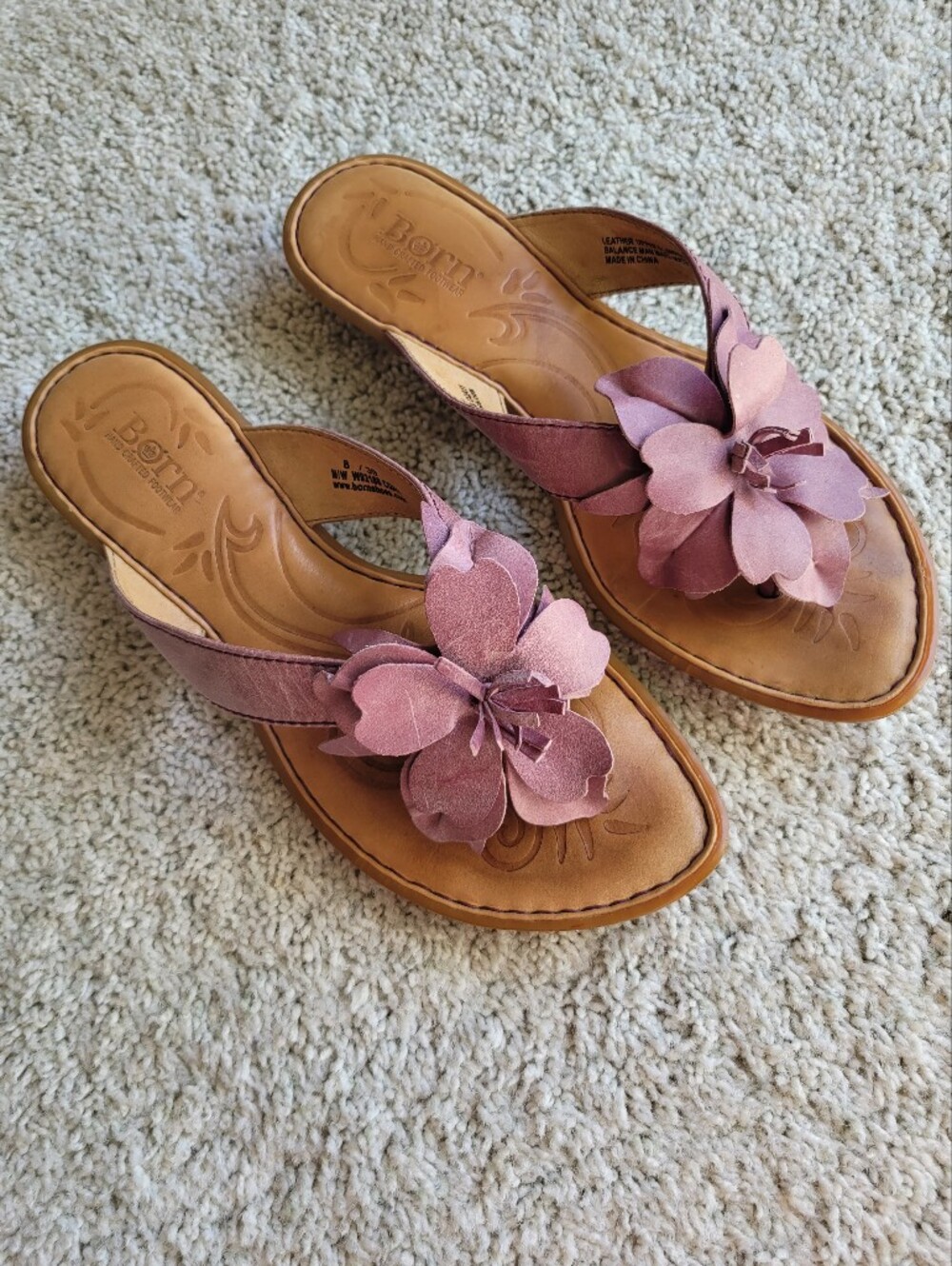 Born Women's Dusty Pink Floral Leather Thong Sandals
